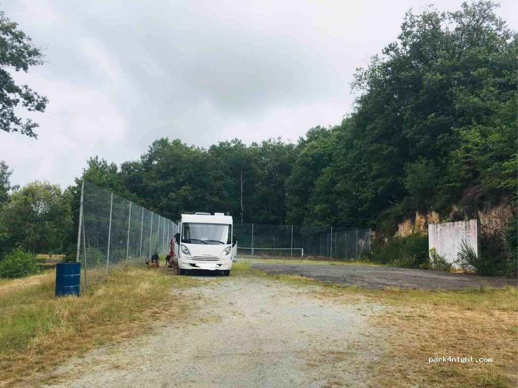 (87290) Saint-Sornin-Leulac - 1 Route des Étangs — foto