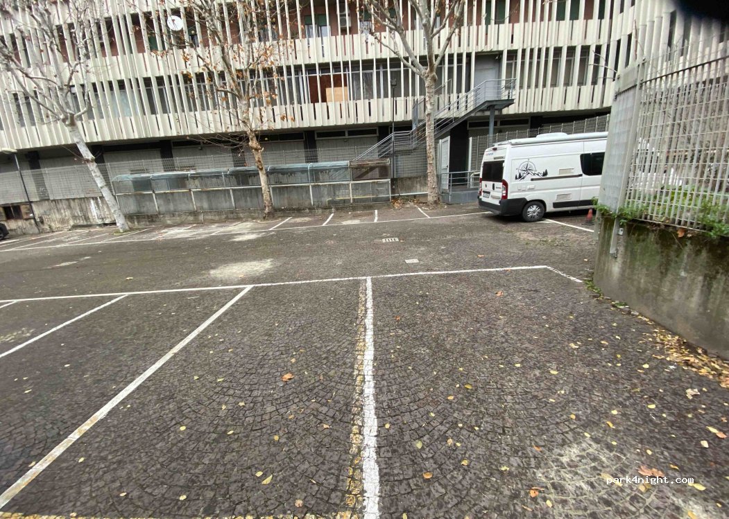 (40121) Bologna - 5 Via del Porto — foto 5