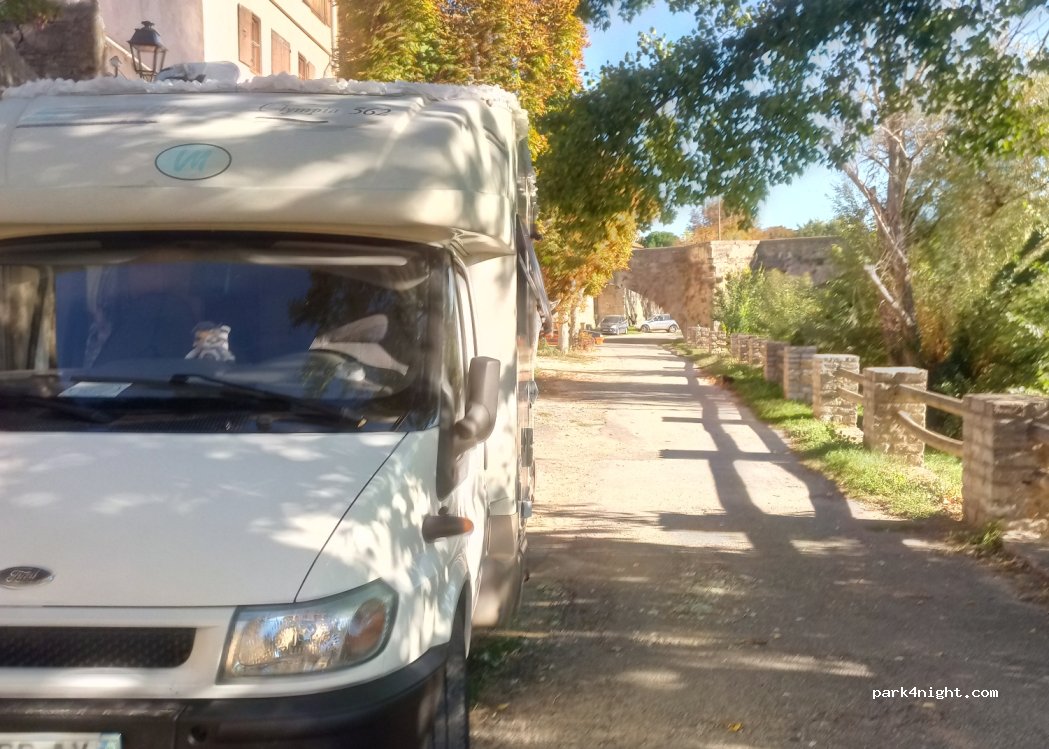 (11300) Limoux - 45 Rue Blanquerie — foto 3
