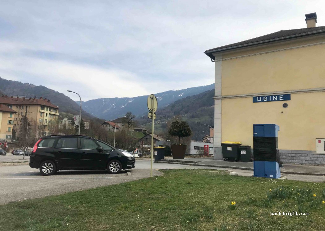 (73400) Ugine - 185 Route d'Annecy — foto