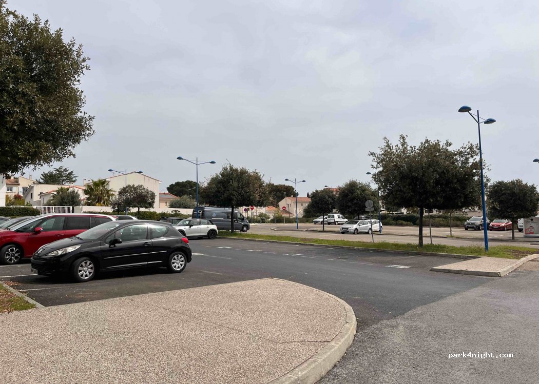 (34170) Le Crès - Rue Olympie — foto