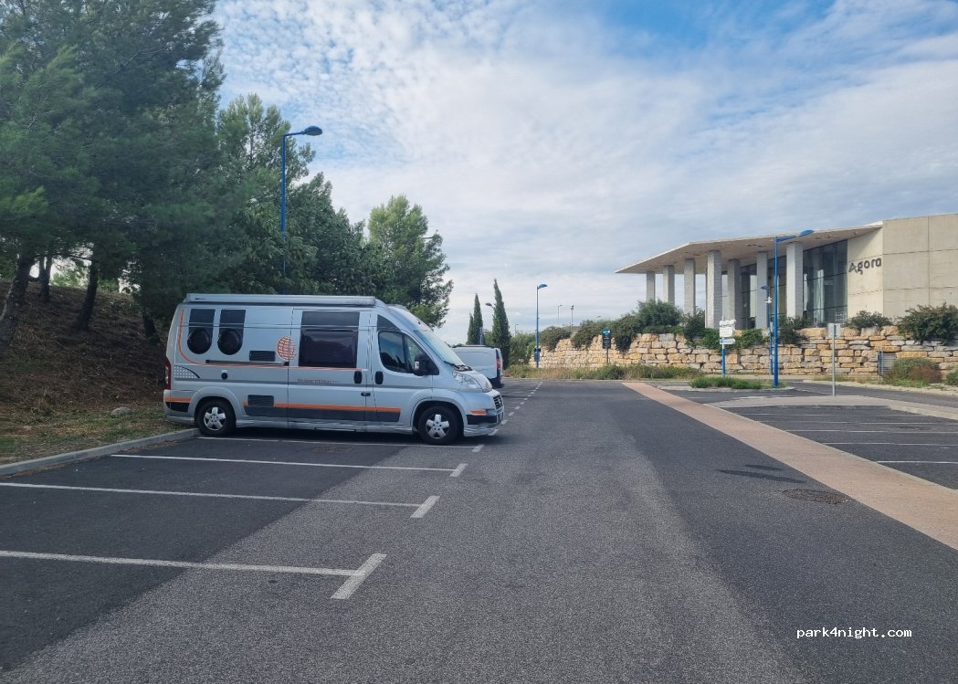 (34170) Le Crès - Rue Olympie — foto 3