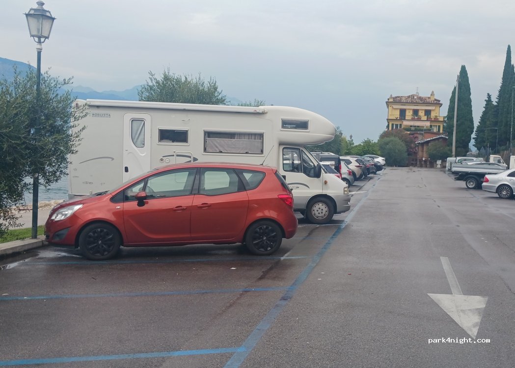 (37010) Brenzone sul Garda - 16 Via Beato Giuseppe Nascimbeni — foto 4