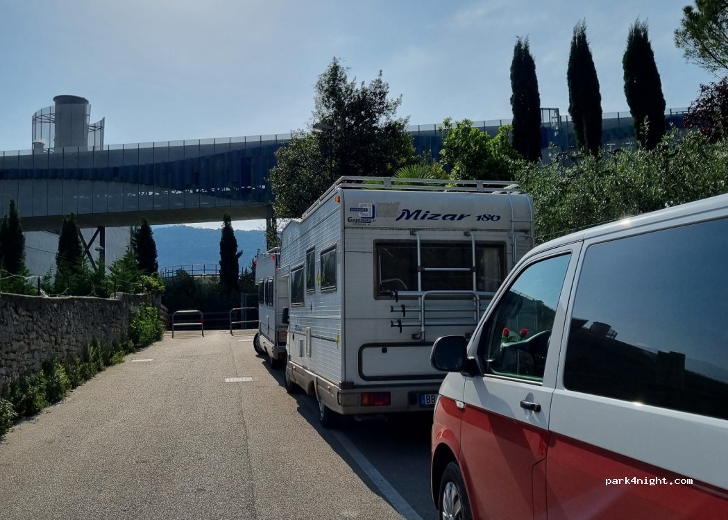 (38066) Riva del Garda - 20 Via Umberto Cattoni — foto