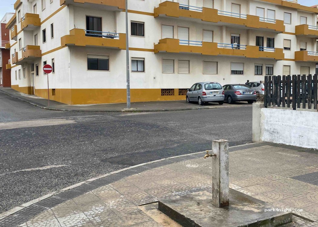 (2525-445) Atouguia da Baleia - 88 Avenida da Praia — foto 2