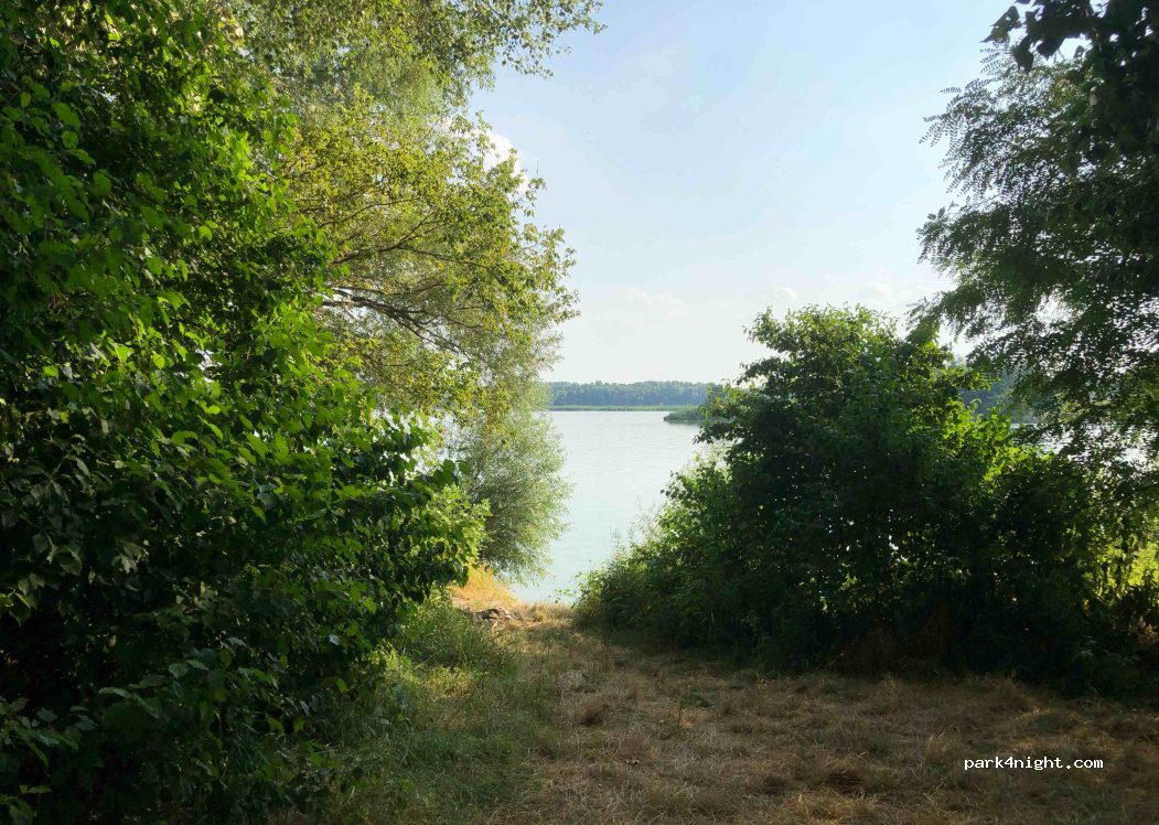 (900 43) Hamuliakovo - — foto 3