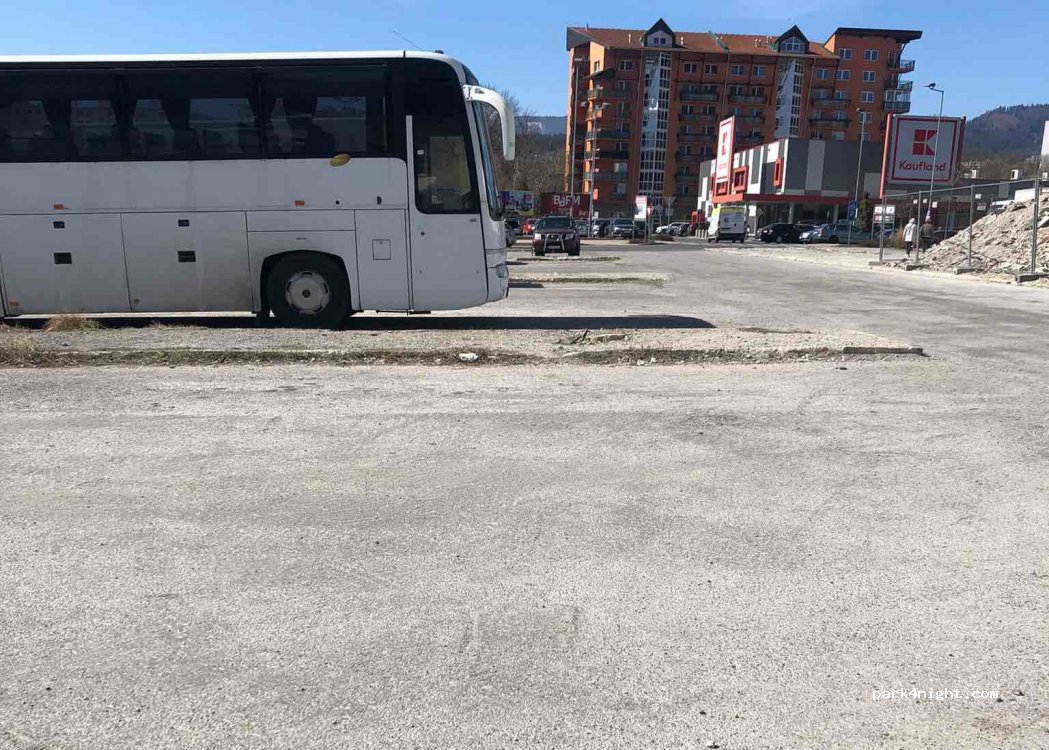 (974 01) Banská Bystrica - 30 Námestie Ľudovíta Štúra — foto
