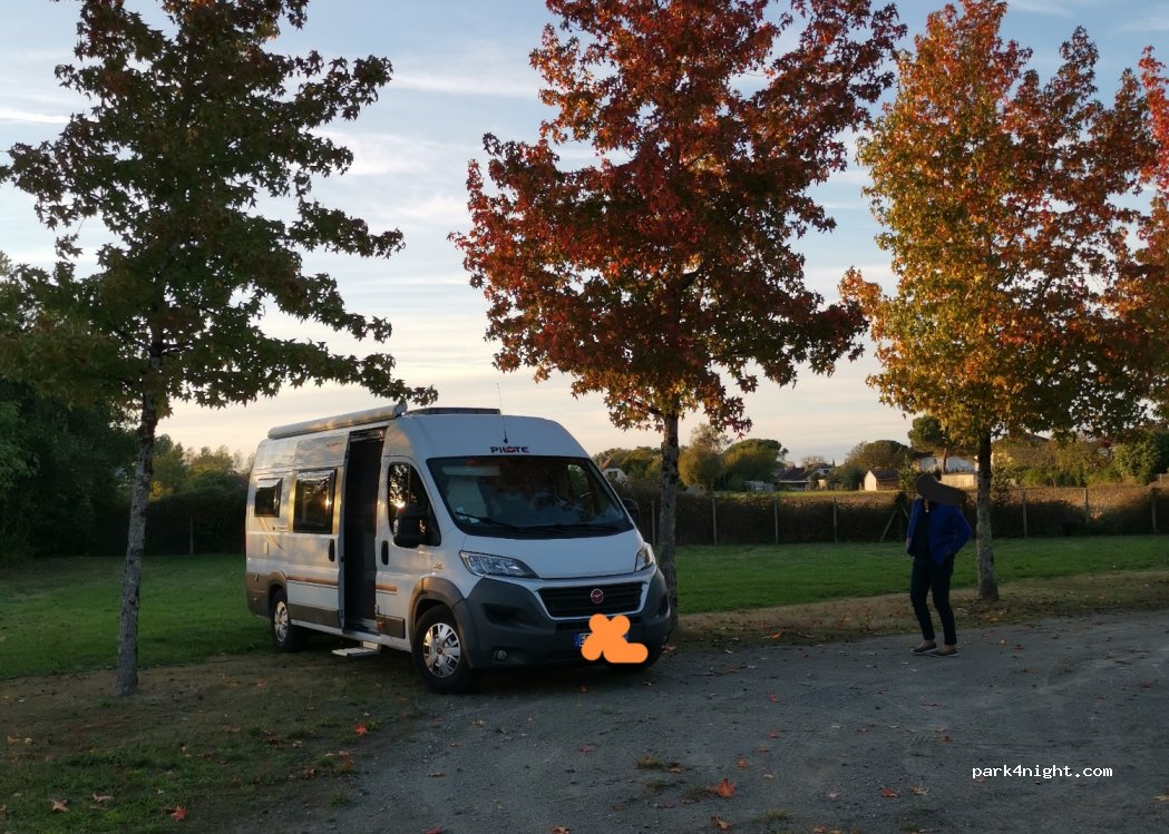 (64150) Mourenx - 27 Rue Charles Moureu — foto
