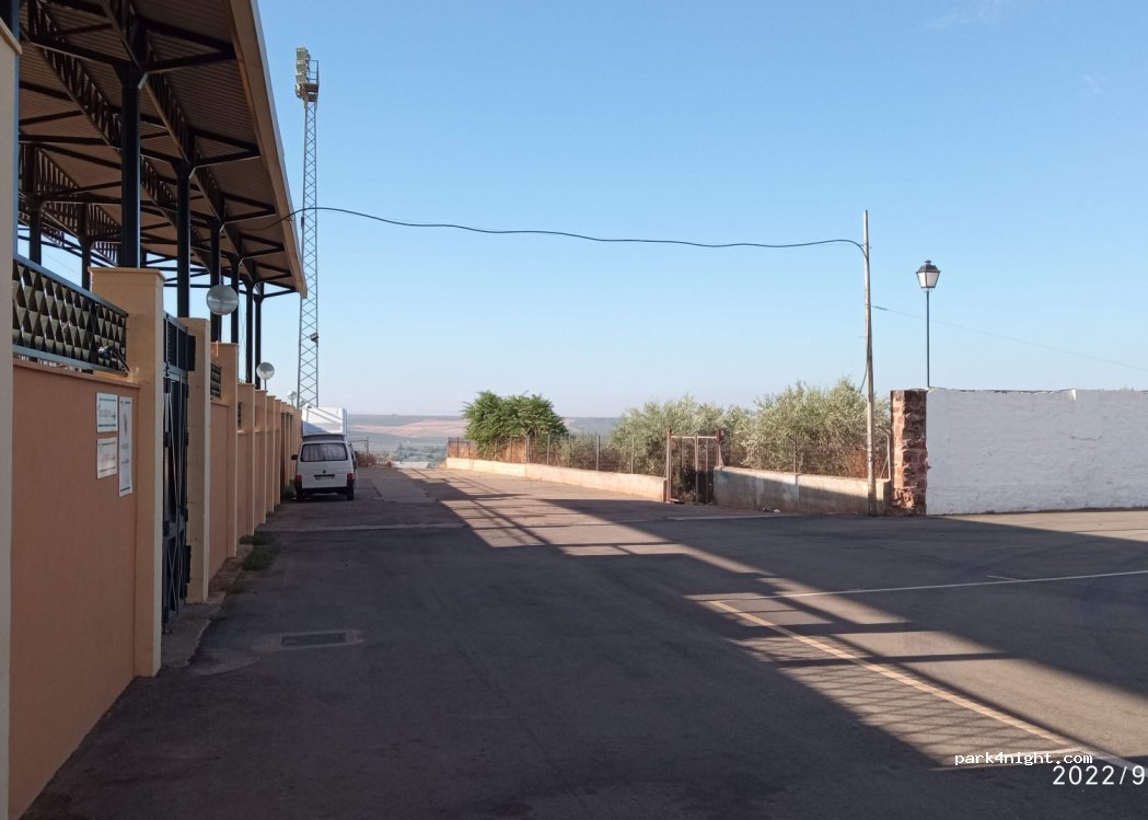 (23770) Marmolejo - 20 Paseo de la Libertad — foto 3