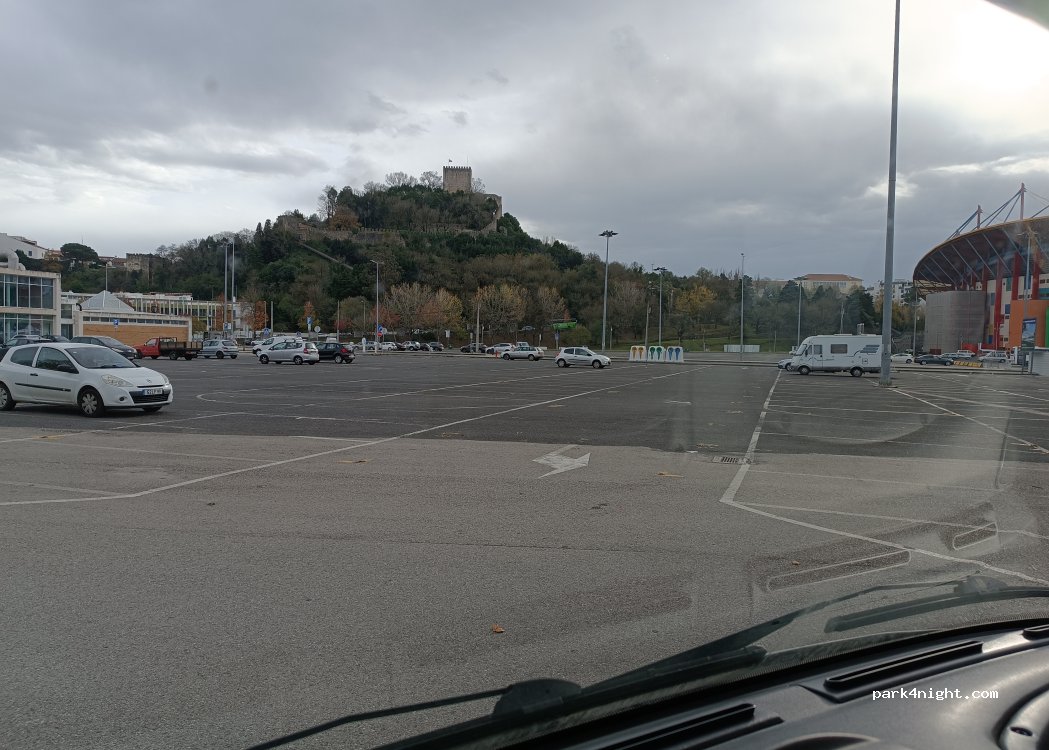 (2400-137) Leiria - Av. Bernardo Pimenta — foto 5