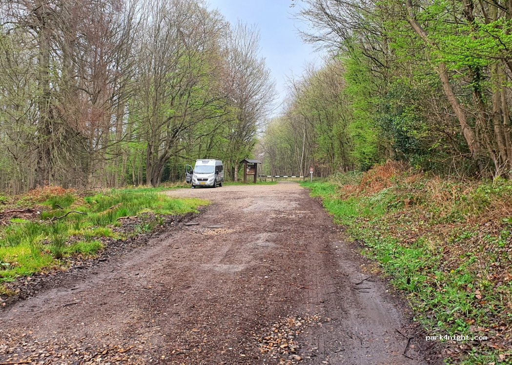 (76260) Ponts-et-Marais - Unnamed Road — foto