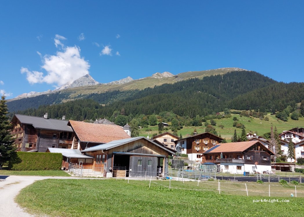 (7165) Breil-Brigels - 20 Cuort — foto 2