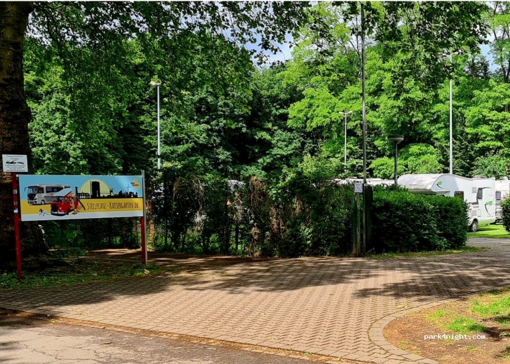 Reisemobil Stellplatz Kaisergarten — foto 3
