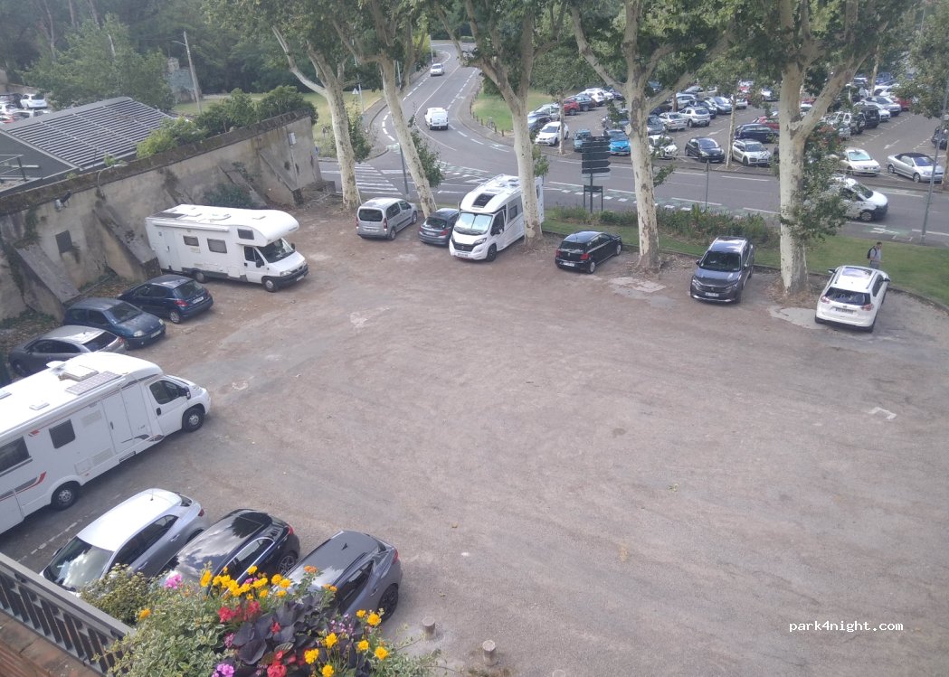 (82000) Montauban - 15 Rue de l'Hôtel de ville — foto 2