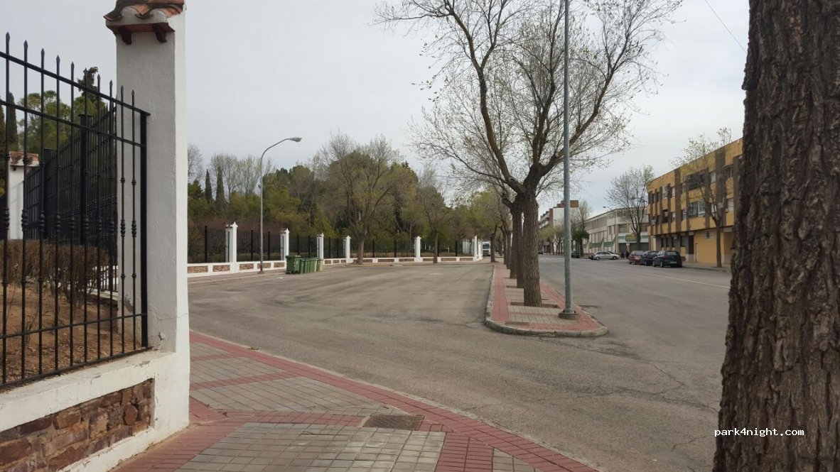 (13200) Manzanares - 15 Avenida Don Emiliano García Roldán — foto