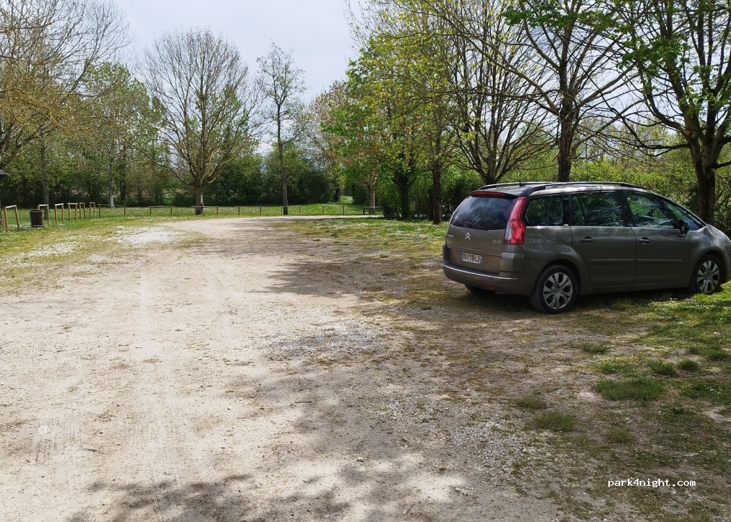 (16140) Les Gours - — foto 2