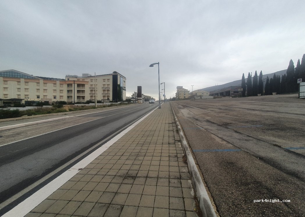 (71013) San Giovanni Rotondo - Viale Aldo Moro — foto
