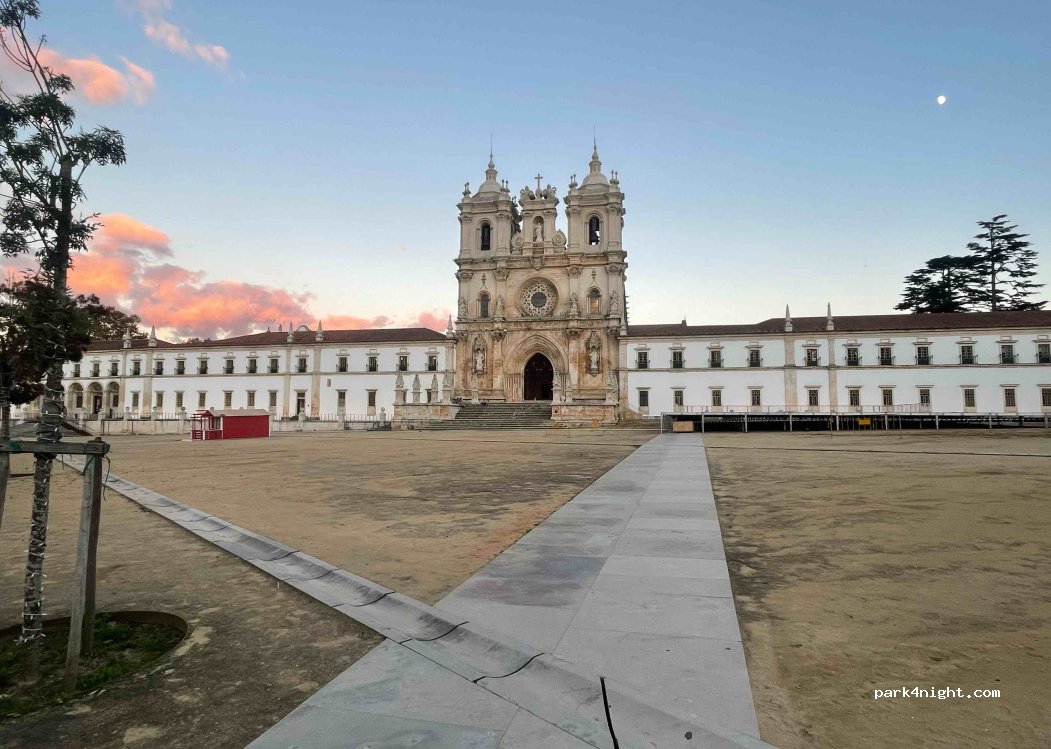 (2460) Alcobaça - 33 Rua Professor Engenheiro Joaquim Vieira Natividade — foto 5