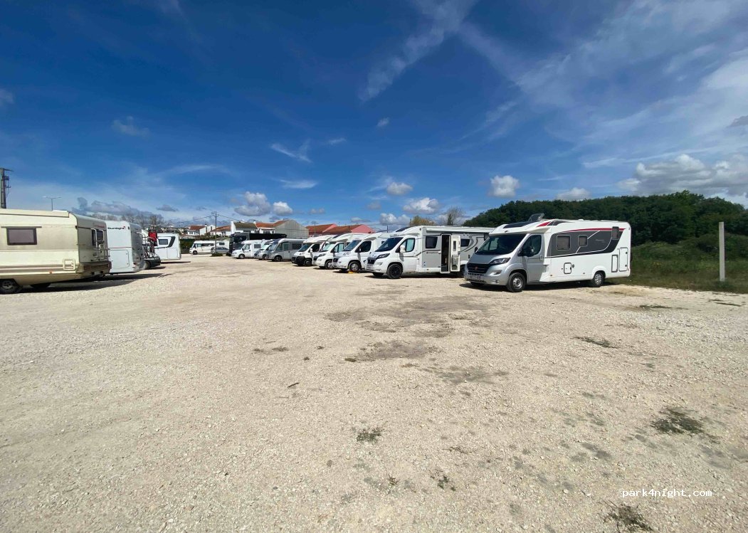 (3800) Aveiro - 151 Avenida Vasco Branco — foto 3