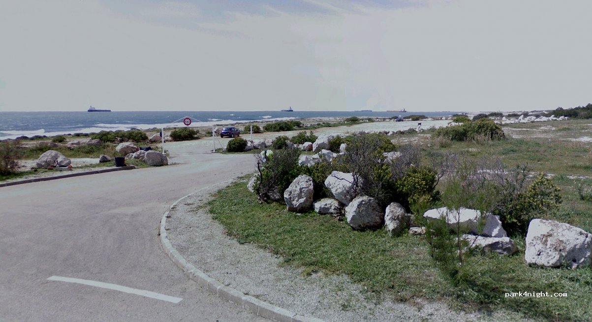 (13500) Martigues - 48 Boulevard du Front de Mer — foto
