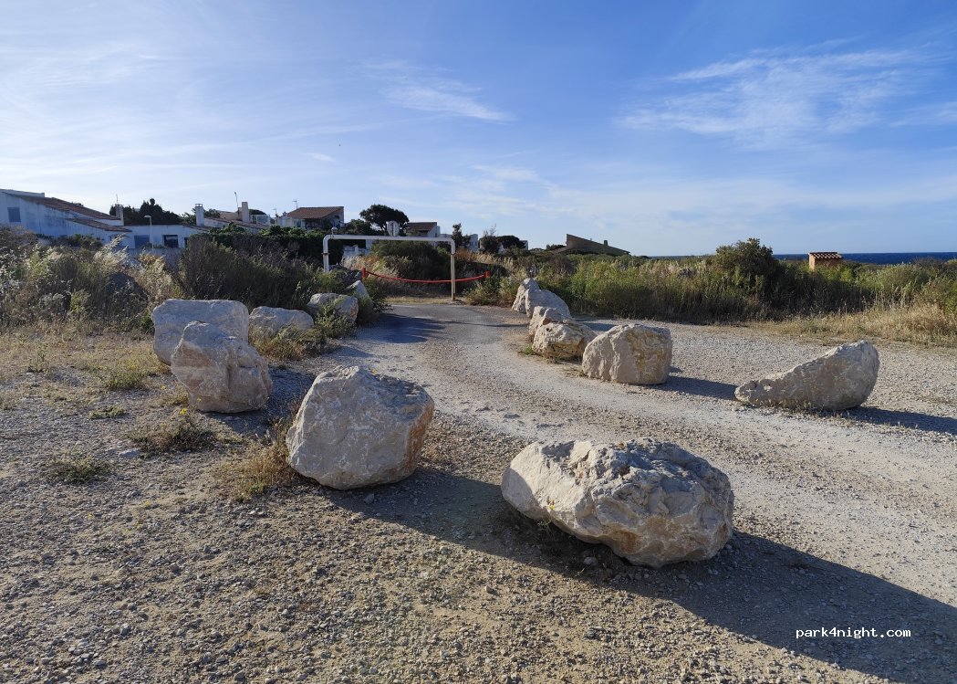 (13500) Martigues - 48 Boulevard du Front de Mer — foto 5