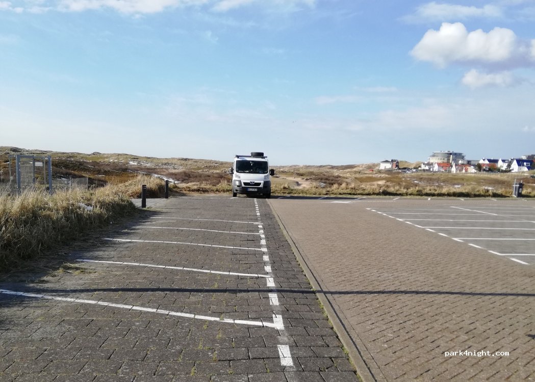 (2042 BN) Zandvoort - 14 Ingenieur G. Friedhoffplein — foto 2