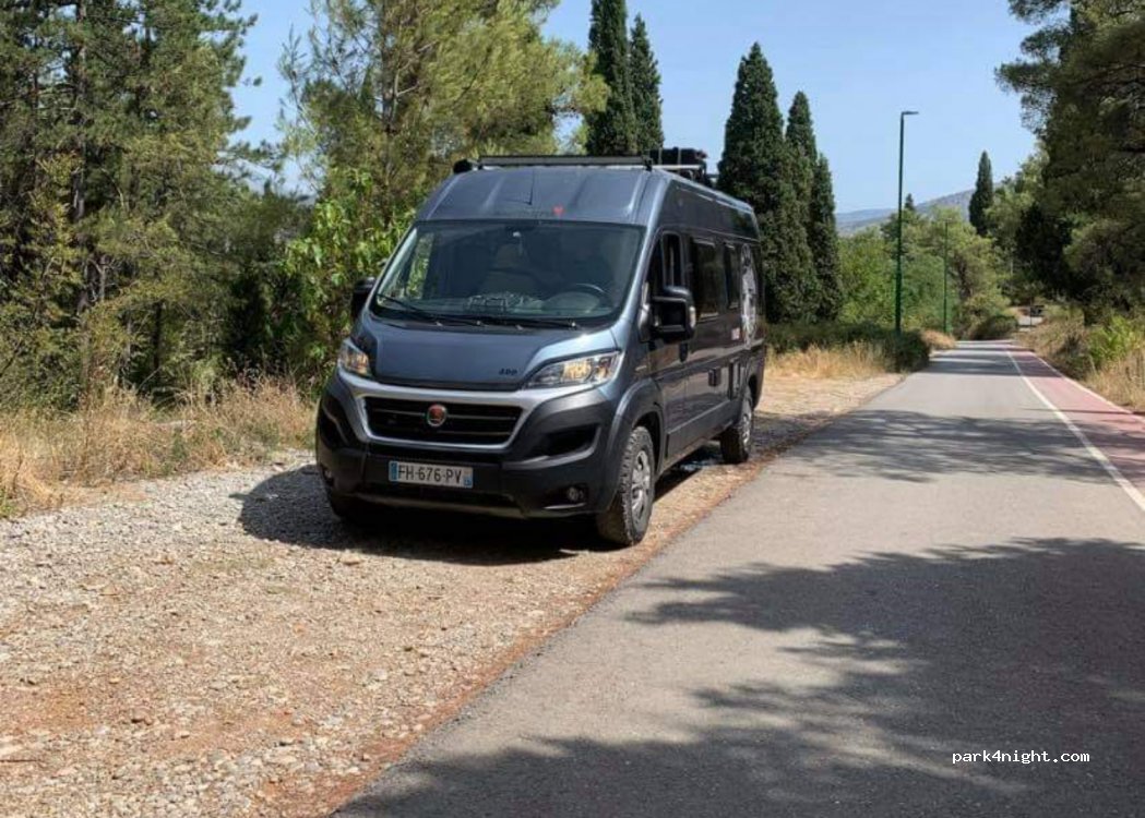 () Podgorica - ul. Bozidara Vukovica Podgoricanina — foto 2