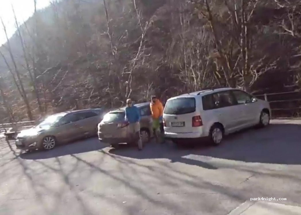 (5274) Črni vrh nad Idrijo - Idrijski Log — foto