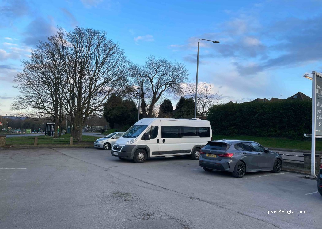 (NG16 1AG) Nuthall - 43 Cedarland Crescent — foto