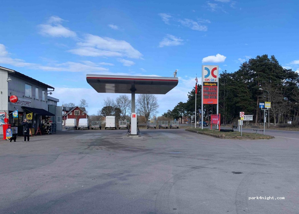 (380 74) Löttorp - 136 Väg — foto