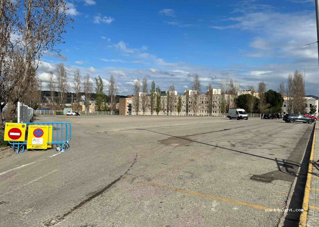 (08740) Sant Andreu de la Barca - 37 Avinguda Constitució — foto 2