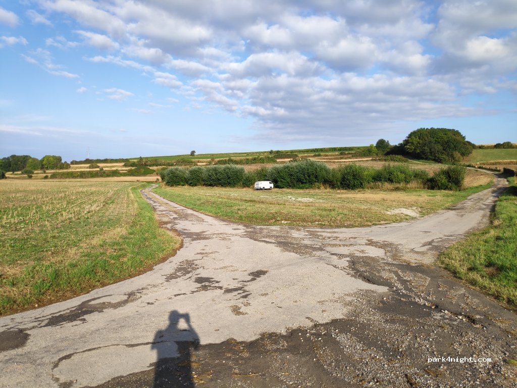 (62500) Tilques - Chemin de la Bergerie — foto 2