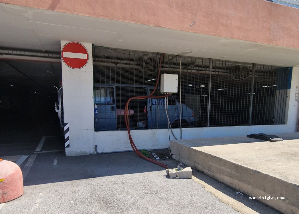 (17047) Vado Ligure - Via Trieste — foto 4