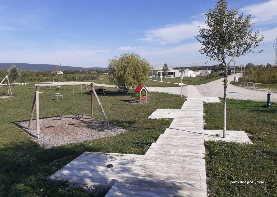 (2700) Wiener Neustadt - 13 Lucie Caroline Reiner-Weg — foto 4