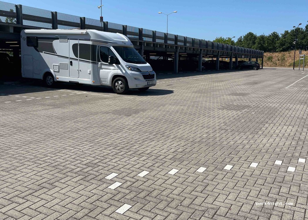 (4703 TB) Roosendaal - 14 Rosada — foto