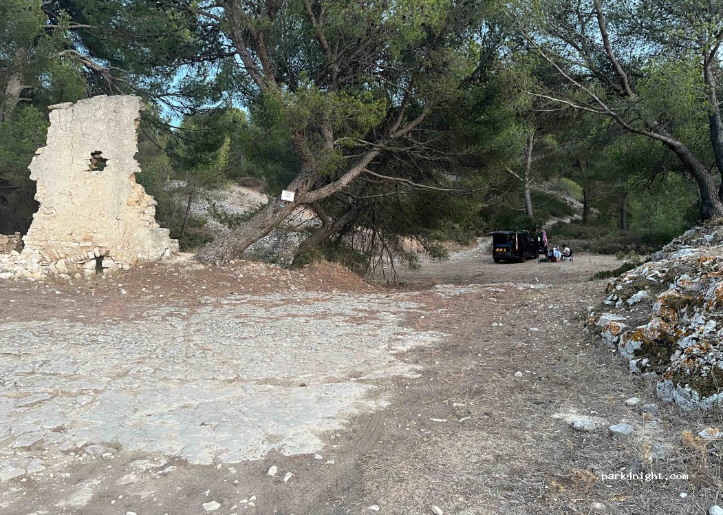 (13500) Martigues - Unnamed road — foto 4