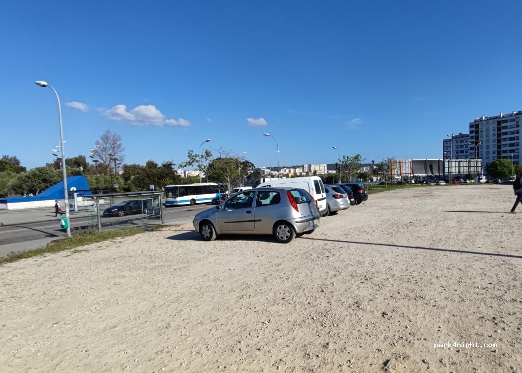 (2700) Amadora - Tv. da Quinta do Pau — foto 3