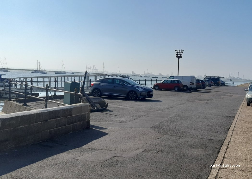 (ME11 5EJ) Queenborough - 20 Whiteway Road — foto