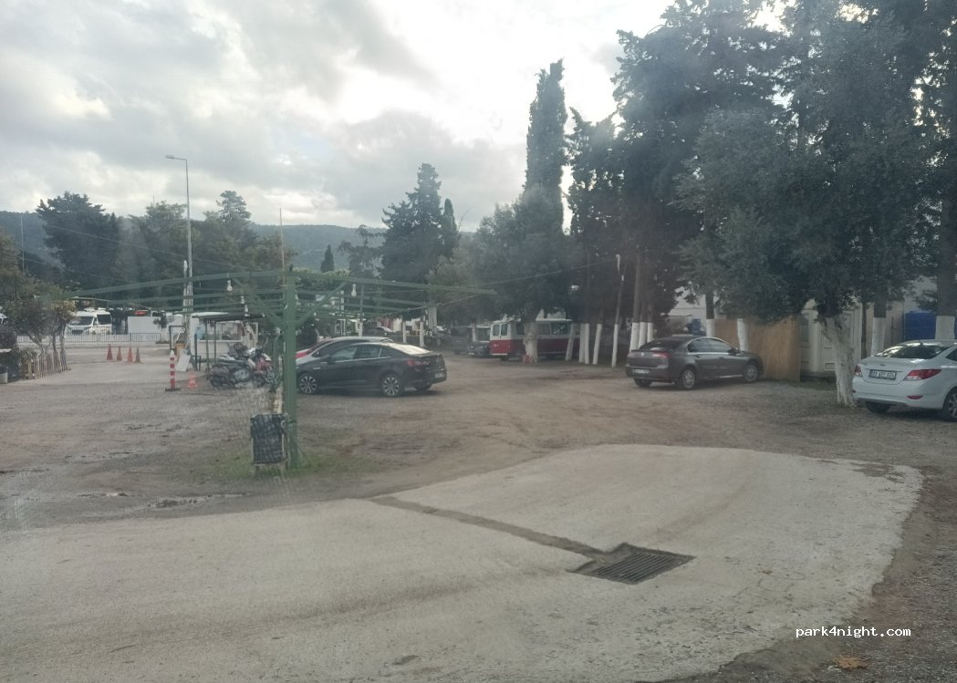 (48400) Muğla - 10 Cemil Uyar Caddesi — foto 3