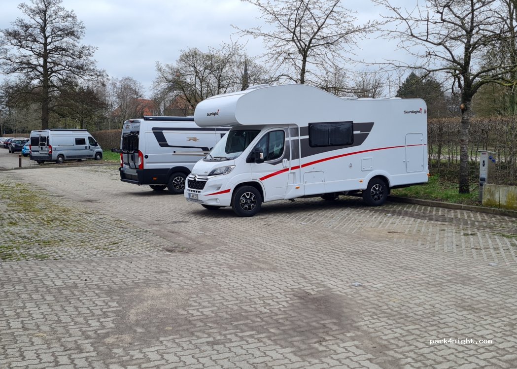 Wohnmobilstellplatz Eppens Allee — foto 2