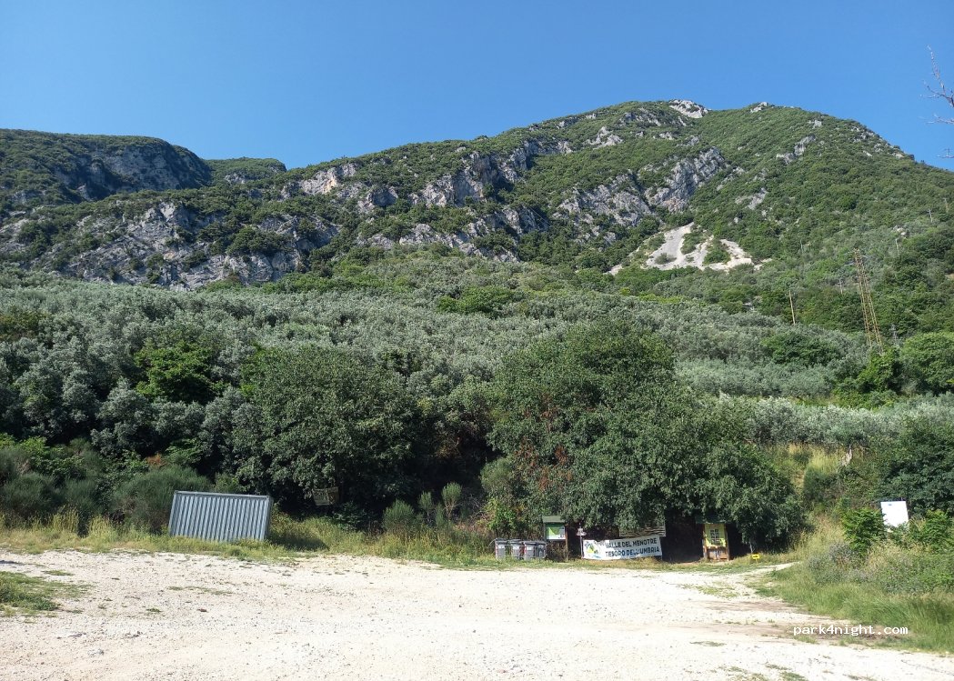 (06034) Foligno - 22 Via Altolina — foto