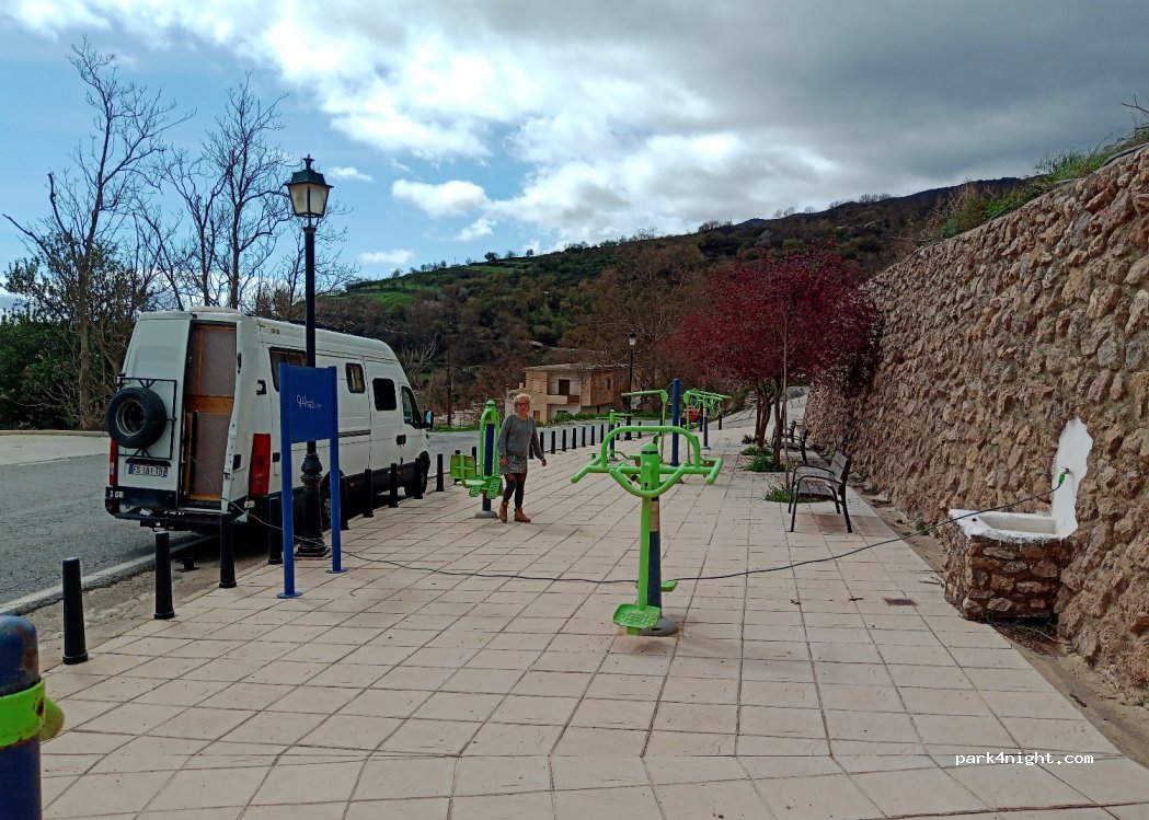 (18416) Busquístar - 58 Calle Albaicin — foto
