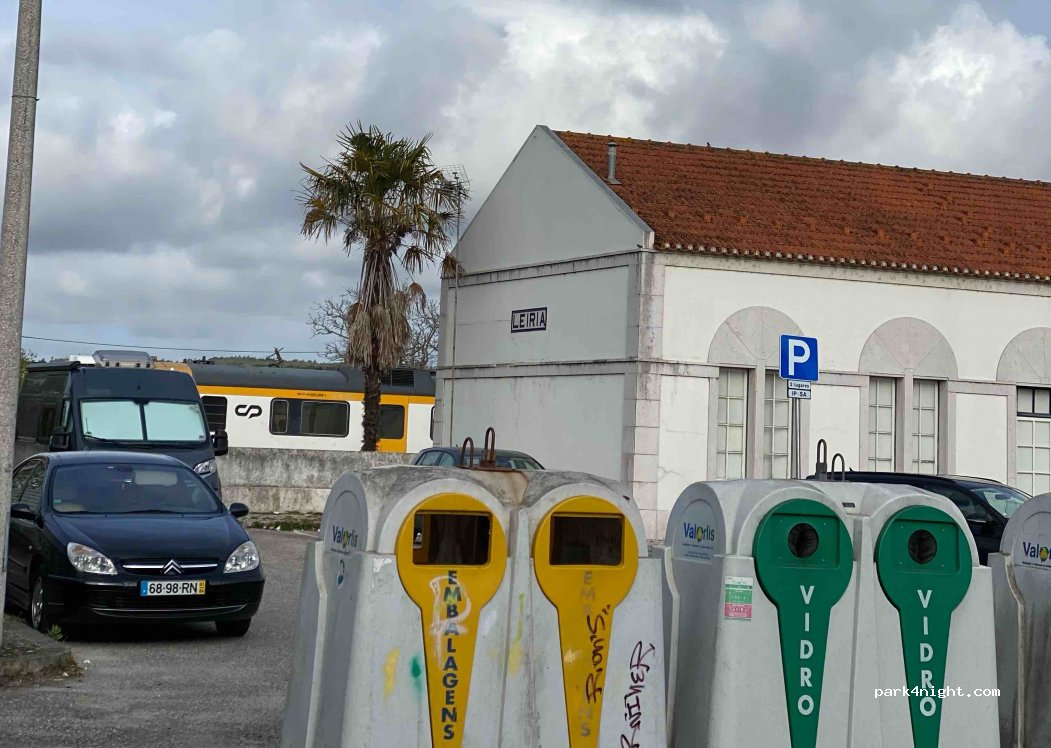 (2415-408) Leiria - 2 Estrada da Estação — foto