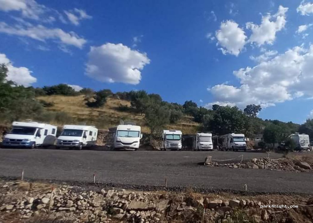 (6370)  - Ponte de Juncais, N 330 km 30,1. — foto 3