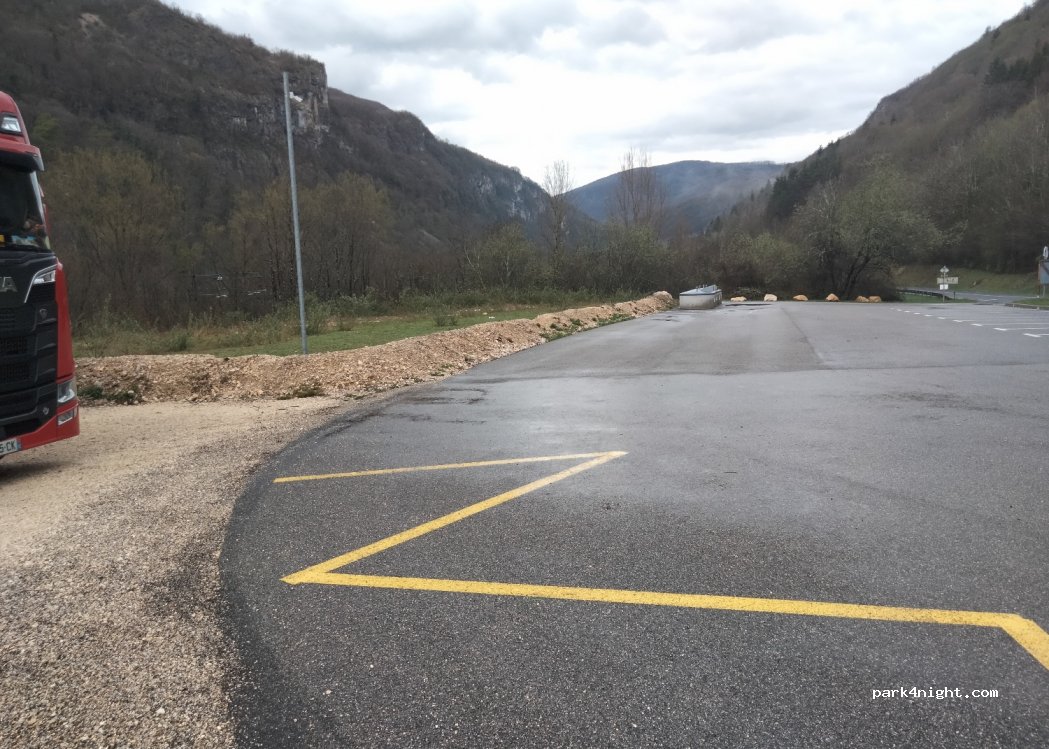 (01510) La Burbanche - 2 Les Hôpitaux — foto 2