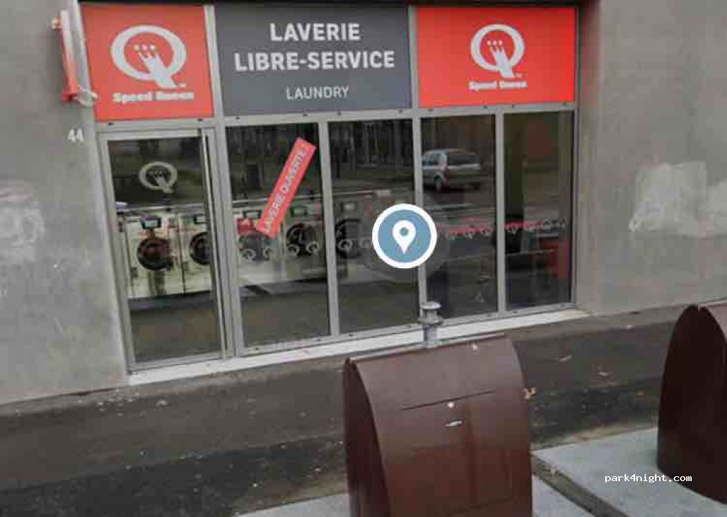 (44200) Nantes - 44 Boulevard de la Prairie au Duc — foto