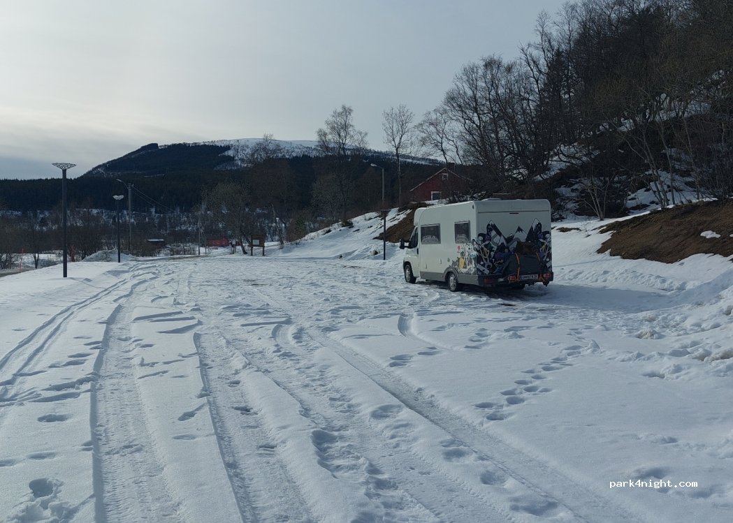 (8450) Stokmarknes - 19 Lekangveien — foto