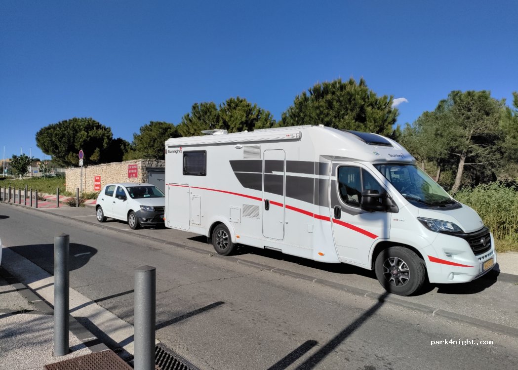 (13012) Marseille - Rue Edmond Pirian — foto