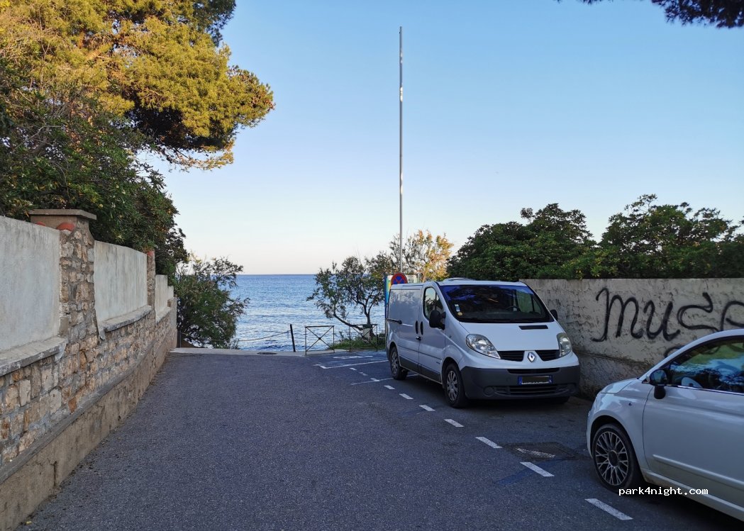(83500) La Seyne-sur-Mer - 330 V.C.N' Chemin du Ravin — foto