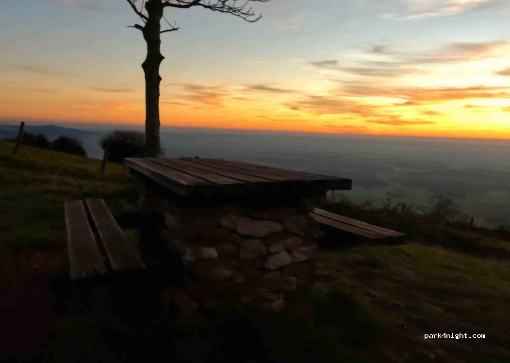(01370) Pressiat - Sommet du Mont Myon — foto 2